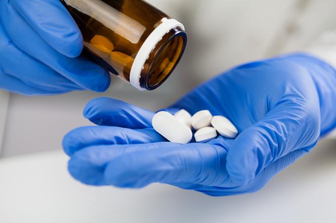 FDA одобрило Паксловид в качестве первого перорального препарата для лечения Covid-19.