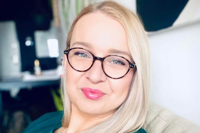 #ОнкоГерой. Каролина: Я вышла из душа опухшая, лысая, бледная и поняла, что заболела